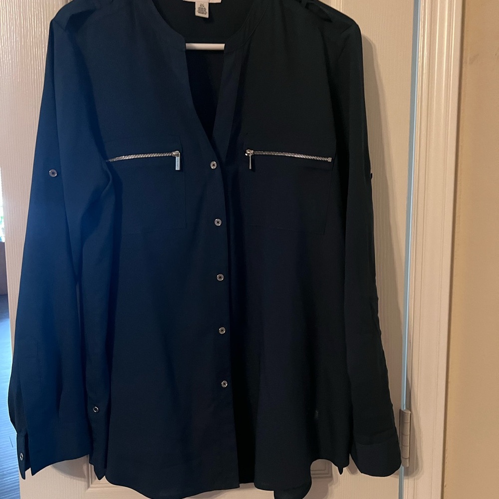 Stylish Blouse with Zipper Details